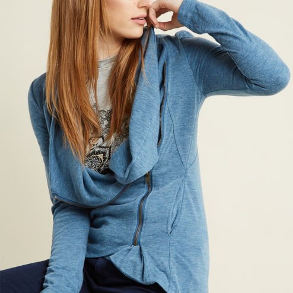 Last One! Modcloth Airport Asymmetrical Cardigan - Picture 2 of 7